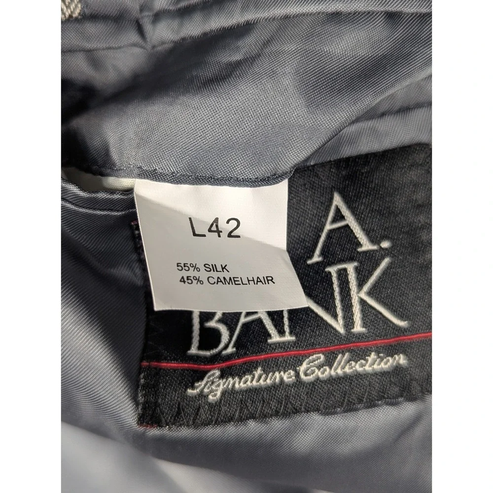 Jos A Bank Signature Collection Silk Camel Hair Herringbone Gray Mens Blazer 42L